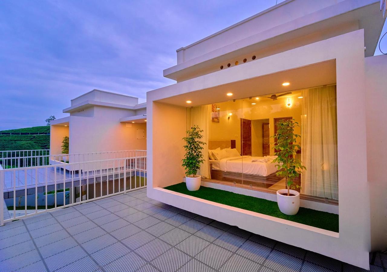 Glen Castle Vagamon Pool Resort By Voye Homes Eksteriør billede